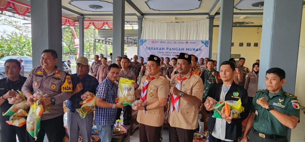 Bazar Gerakan Pangan Murah di Jombang, Diserbu Masyarakat