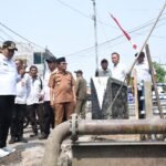 Sidak Betonisasi Bringinbendo, Bupati Subandi : Diharapkan redam banjir dan Rampung Desember