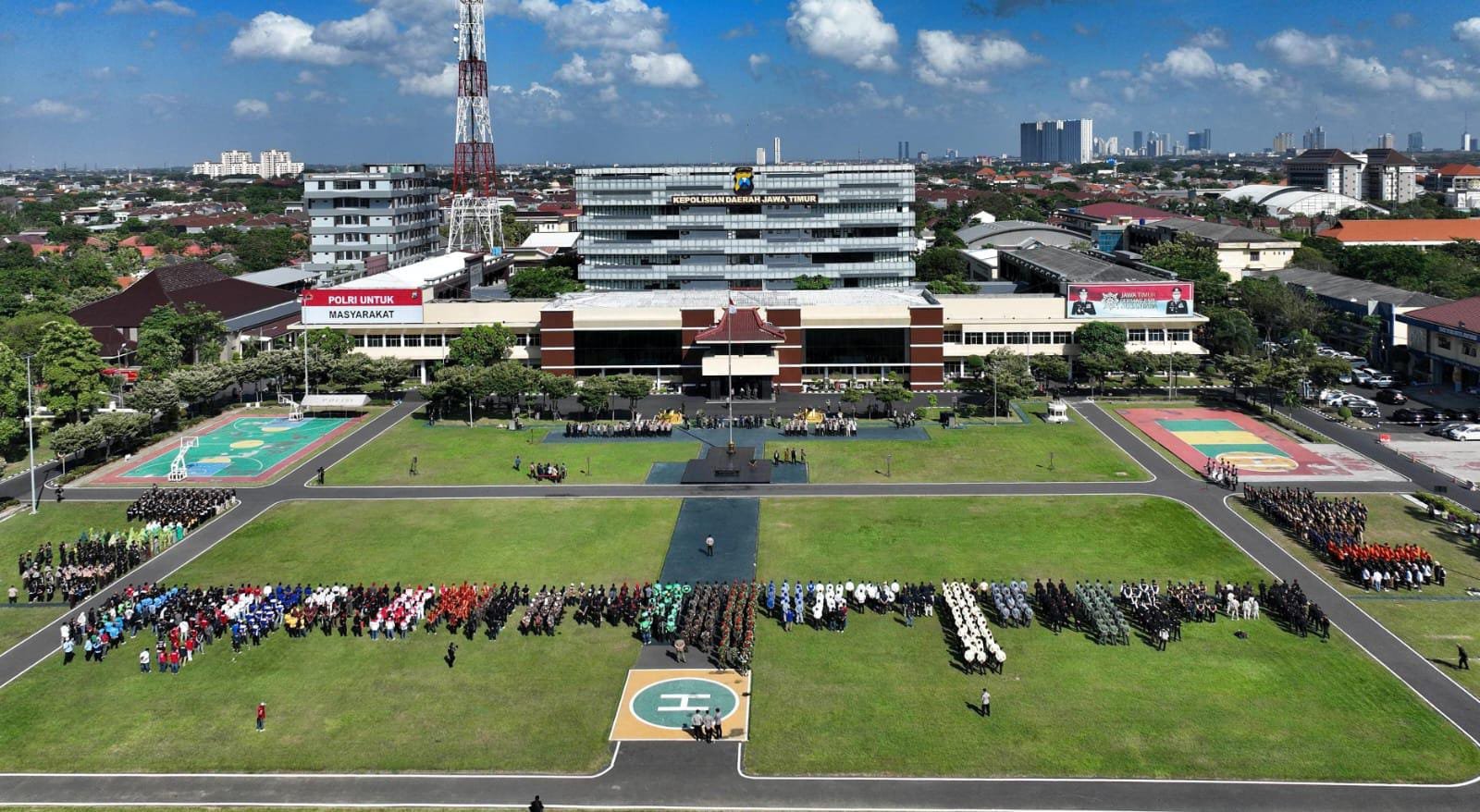 Polda Jawa Timur Gelar Apel dan Doa Bersama Forkopimda dan Puluhan Ormas Untuk Jogo Jatim