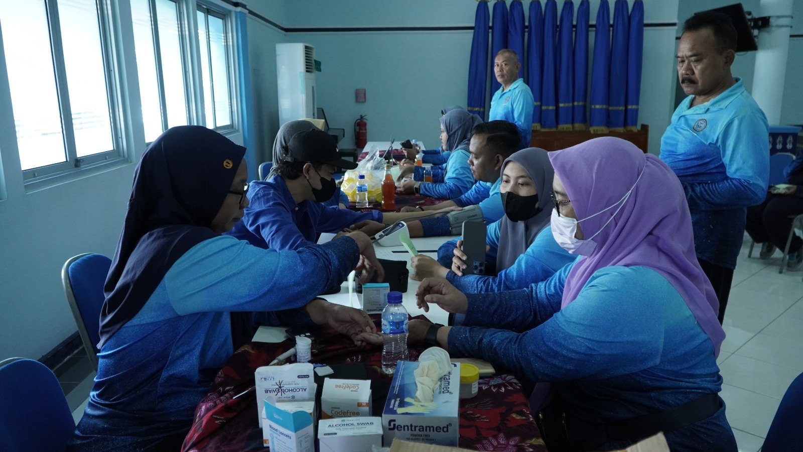 UHT Wujudkan Kampus Sehat: Pemeriksaan Kesehatan Gratis untuk Seluruh Pegawai