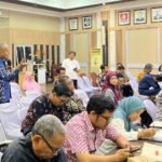 UHT Dorong Sinergi Ekonomi Kreatif Surabaya Lewat Forum Group Discussion