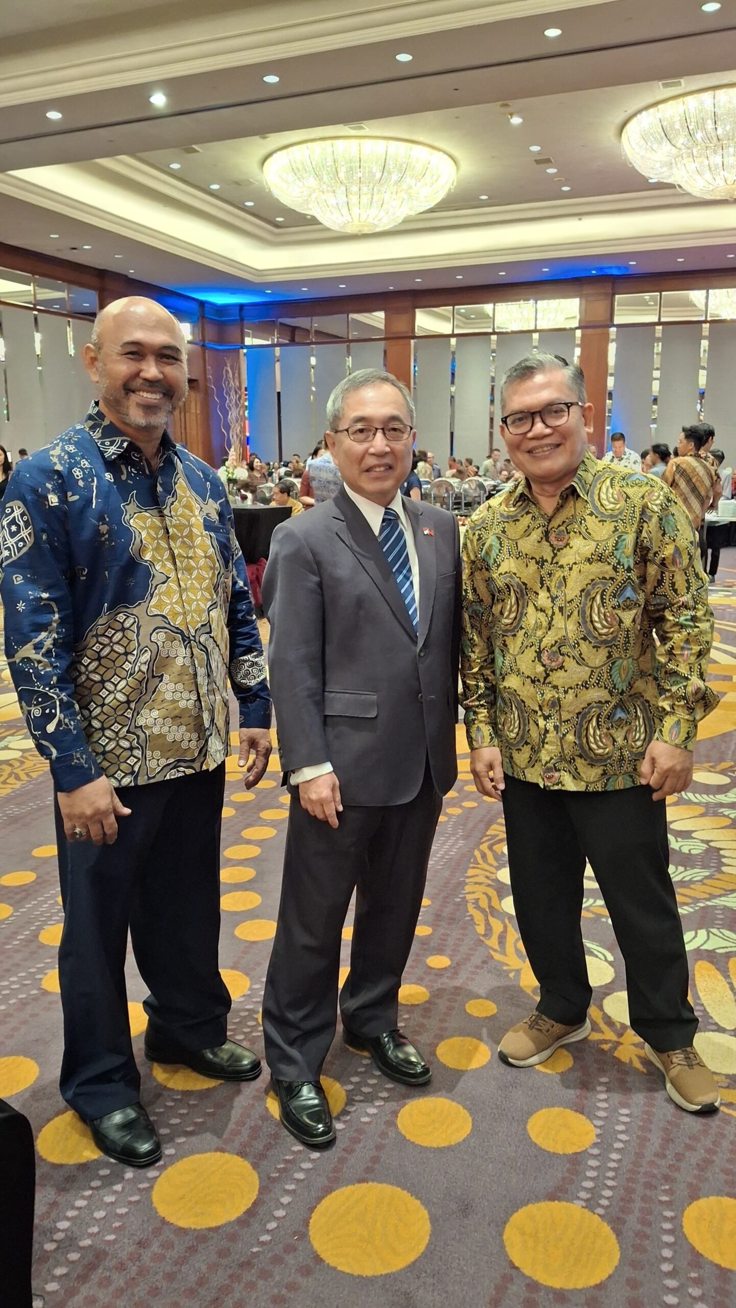 Perkuat Kemitraan Global: Rektor UHT Hadiri National Day Celebration Taiwan Ke-114 di Surabaya