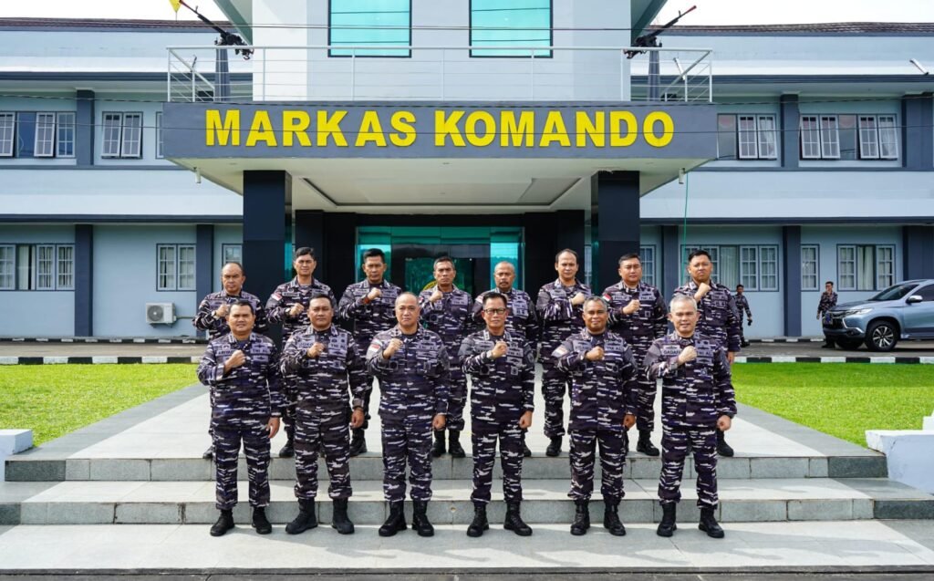 Komandan Kodaeral lX Terima Courtesy Call Asisten Intelijen Kasal dalam Safari Intelijen TNl AL 2026