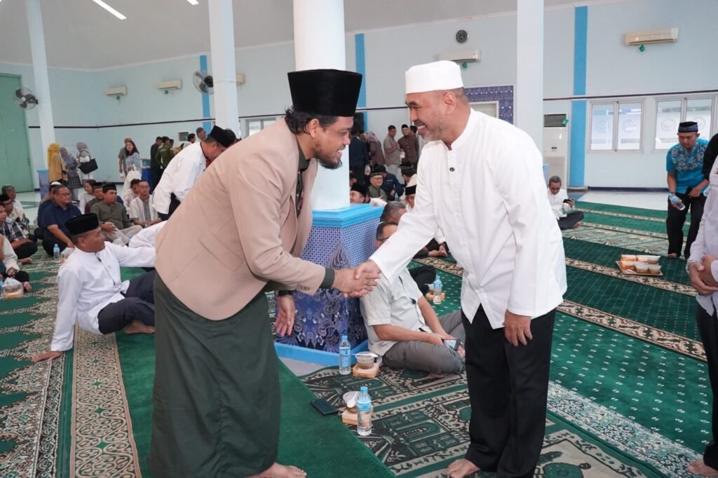 Pererat Ukhuwah Ramadan: Universitas Hang Tuah Gelar Buka Puasa Bersama dan Santuni Anak Yatim
