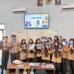 UHT Jemput Bola ke Sekolah, Siswa SMK NU Plus Sidoarjo Antusias Kenal Dunia Kampus