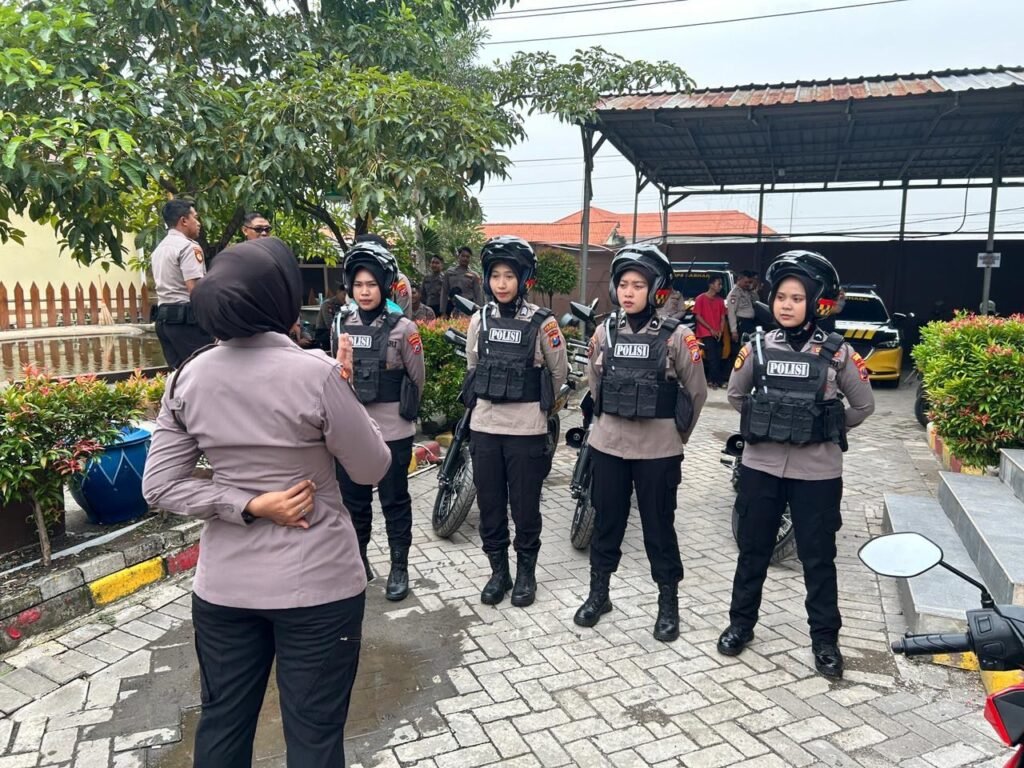 Polwan Jenggala Presisi Polresta Sidoarjo Patroli Roda Dua Jaga Kamtibmas Kota