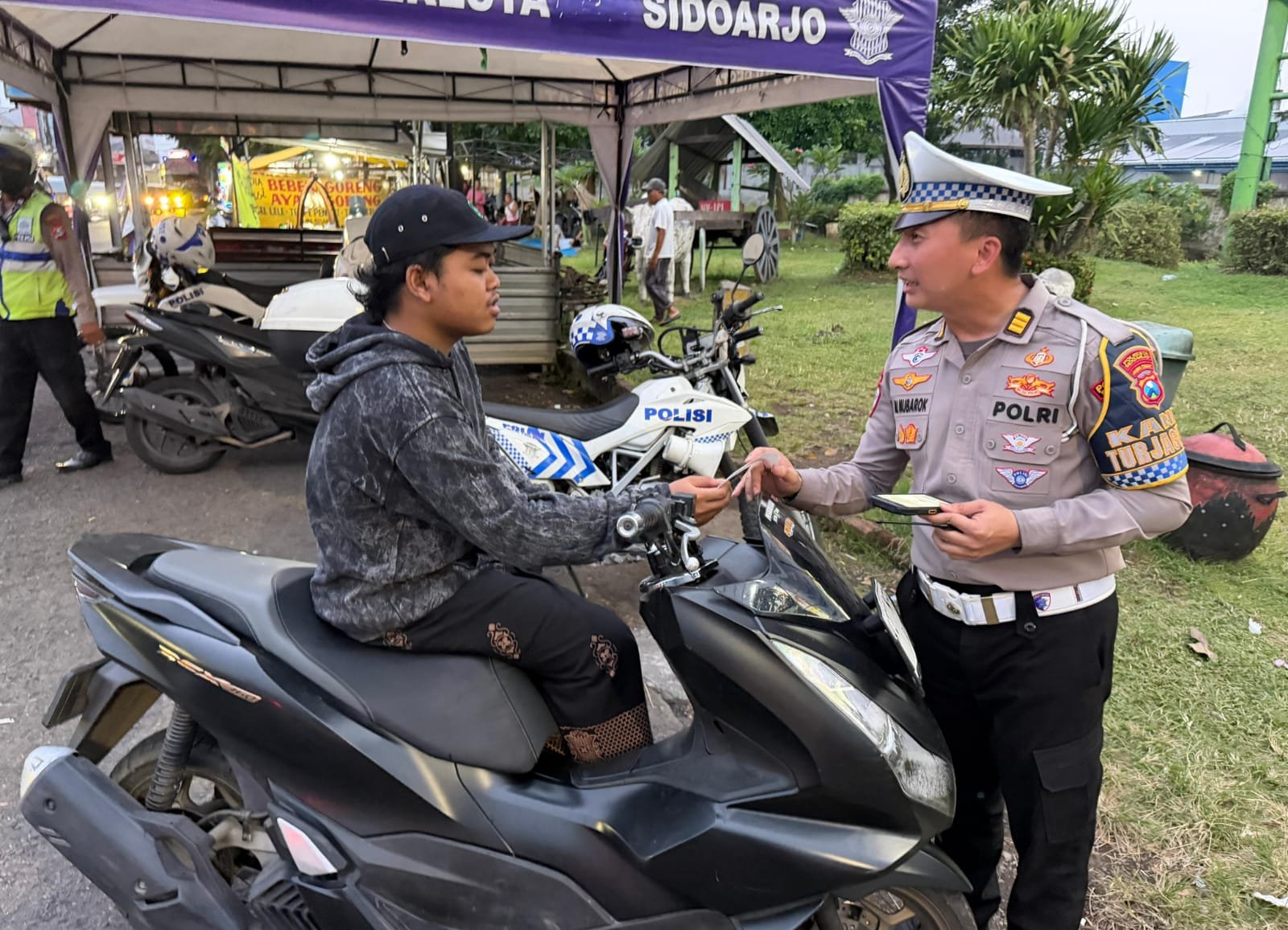 Ratusan Pelanggar Lalu Lintas di Sidoarjo Terjaring ETLE Handheld