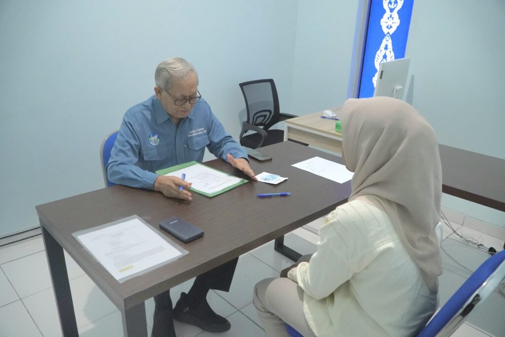 Jaring Apoteker Profesional, Fakultas Farmasi UHT Gelar CBT dan Wawancara Calon Mahasiswa Profesi